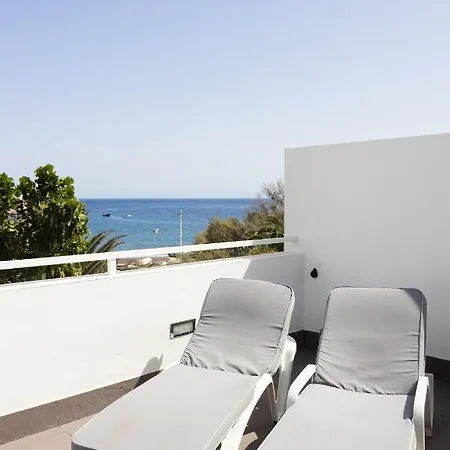 Luxury Frontline Nyaraló